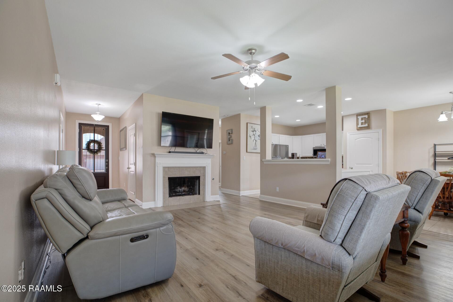 103 Still Waters Road Broussard, LA 70518 - Photo 6 of 22 103 Still Water -6