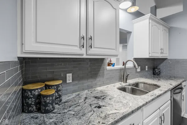 $315,000 | 2800 Conestoga Court, Columbus, IN 47203
