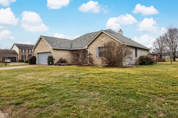$315,000 | 2800 Conestoga Court, Columbus, IN 47203