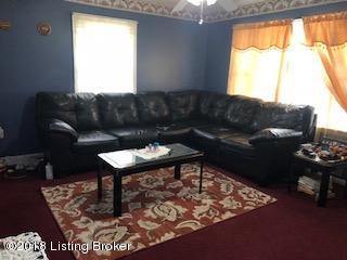 6010 Shadow Run Road Louisville, KY 40219 - Photo 7 of 20 Living Room