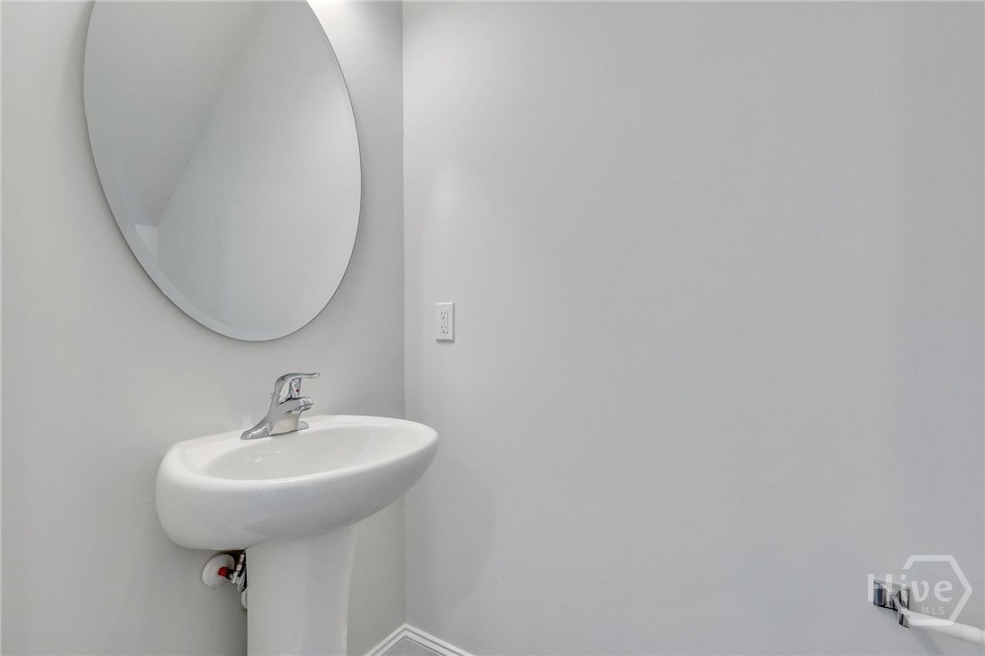 533 Gov Treutlen Circle Pooler, GA 31322 - Photo 13 of 18