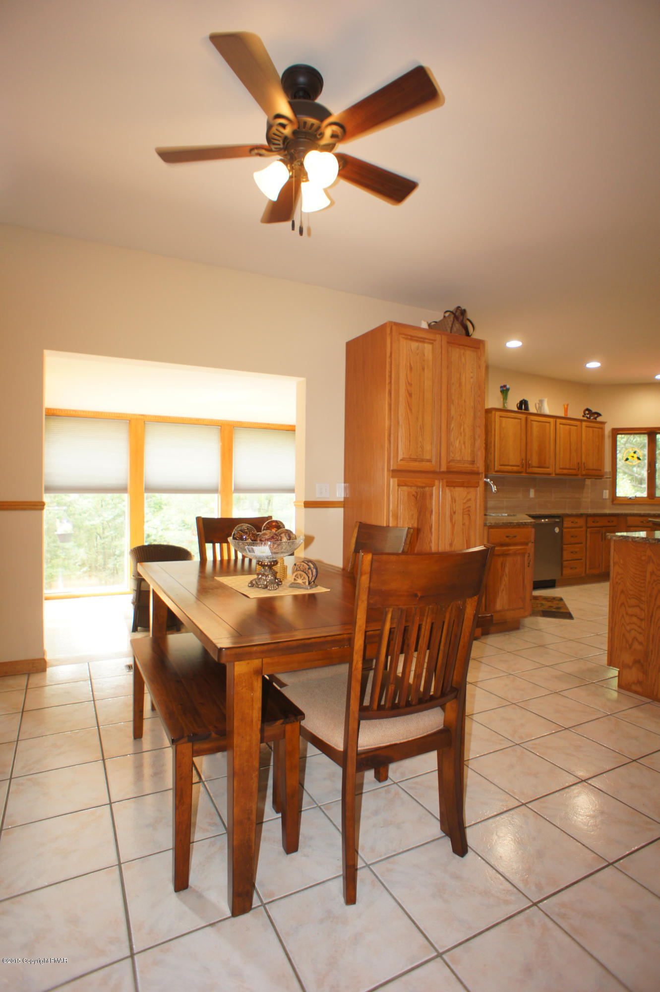1426 Kelly Road Stroudsburg, PA 18360 - Photo 6 of 52 Eat In Kitchen