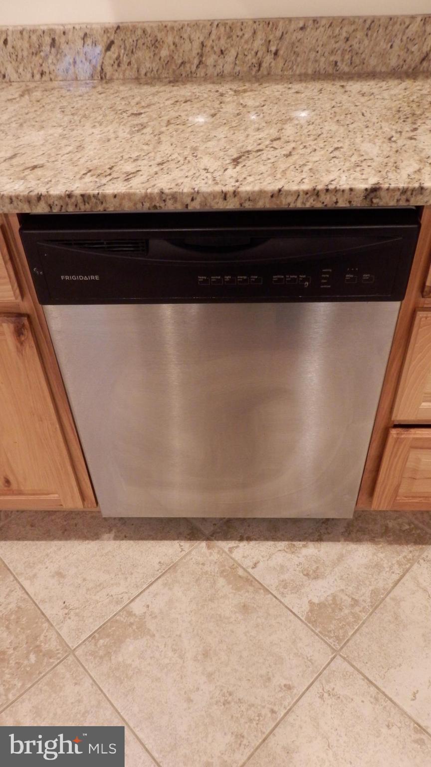 140 Meadow Road Pasadena, MD 21122 - Photo 26 of 53 DISHWASHER
