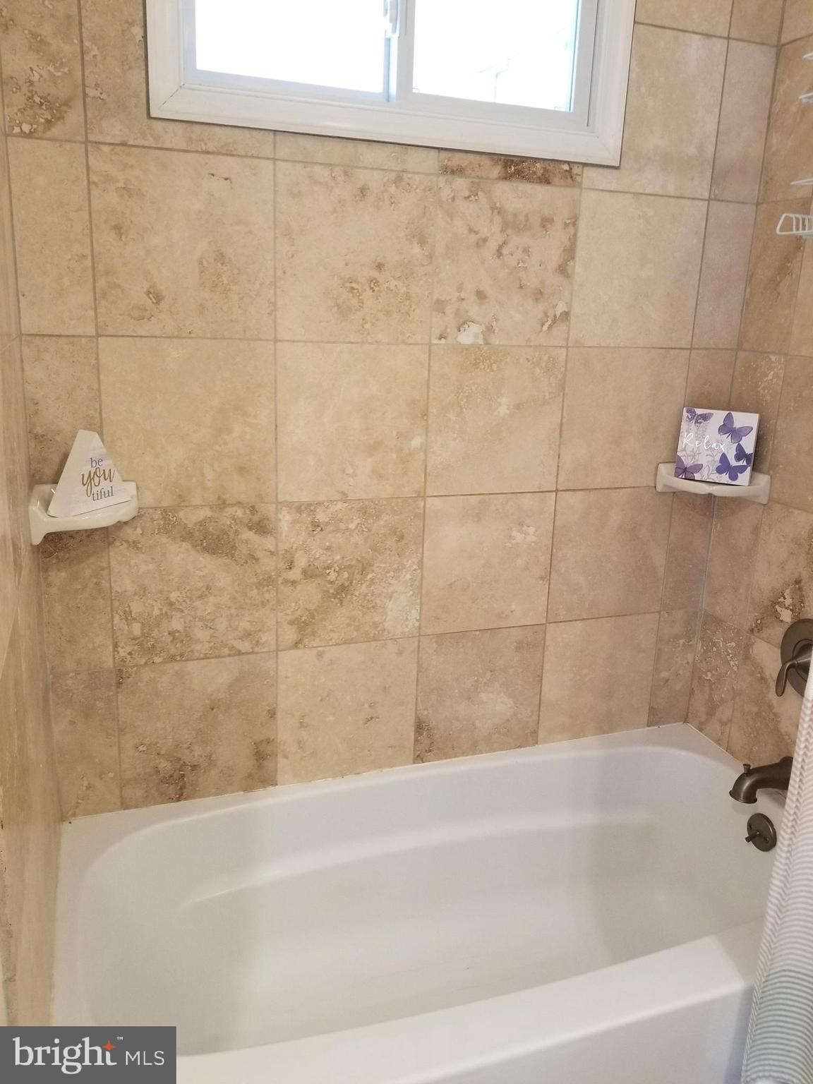 140 Meadow Road Pasadena, MD 21122 - Photo 36 of 53 MASTER BATH