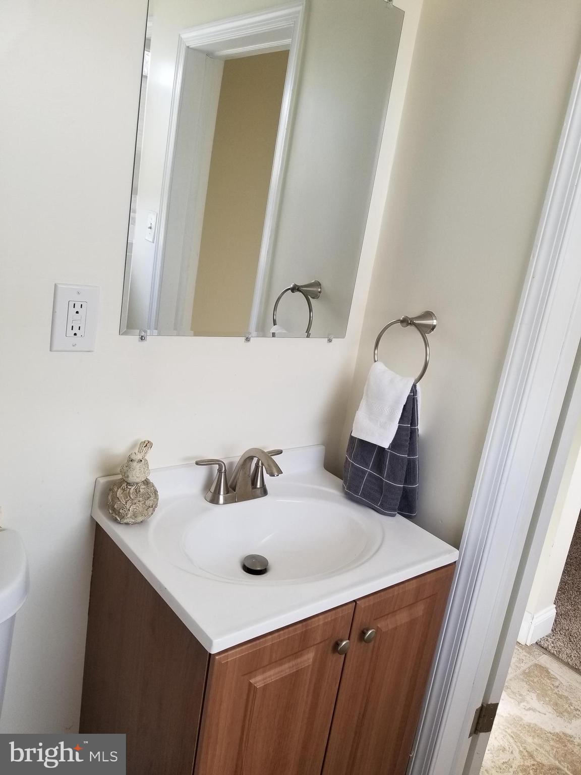 140 Meadow Road Pasadena, MD 21122 - Photo 41 of 53 FULL BATH UPPER LEVEL