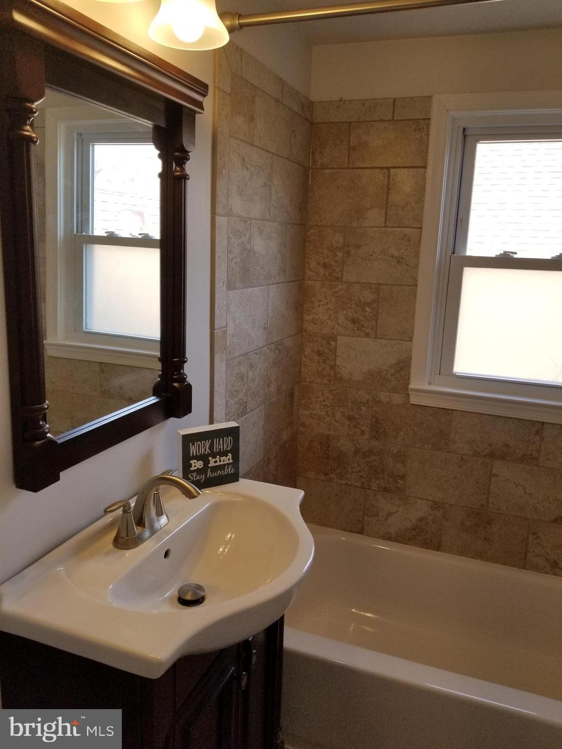 140 Meadow Road Pasadena, MD 21122 - Photo 42 of 53 FULL BATH UPPER LEVEL