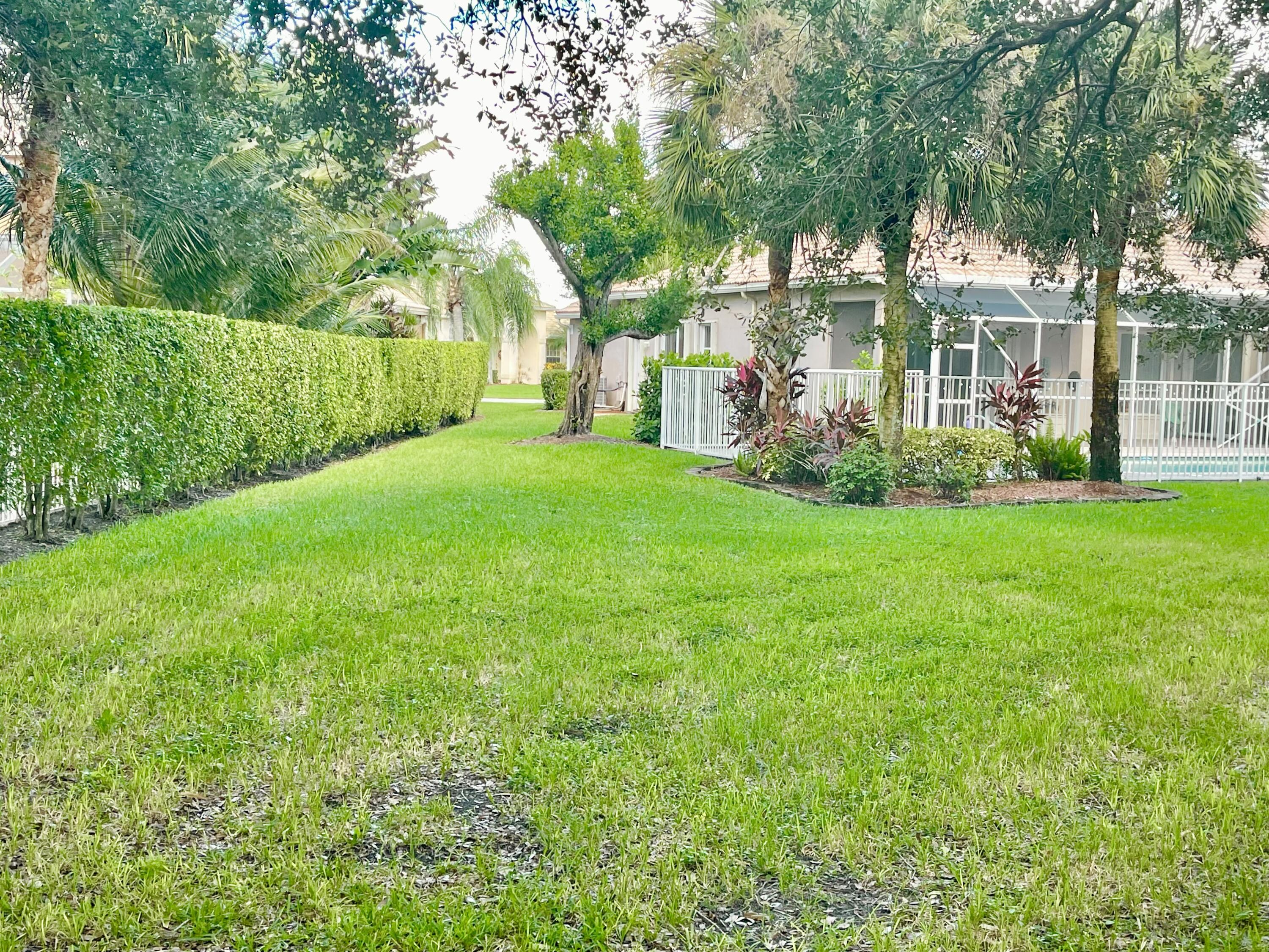 8670 Via Ancho Road Boca Raton, FL 33433 - Photo 26 of 30 backyard9
