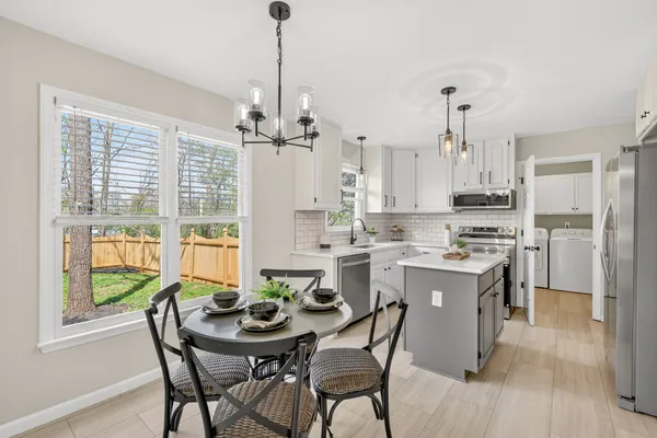 $458,500 | 1807 Turfland Drive, Murfreesboro, TN 37127