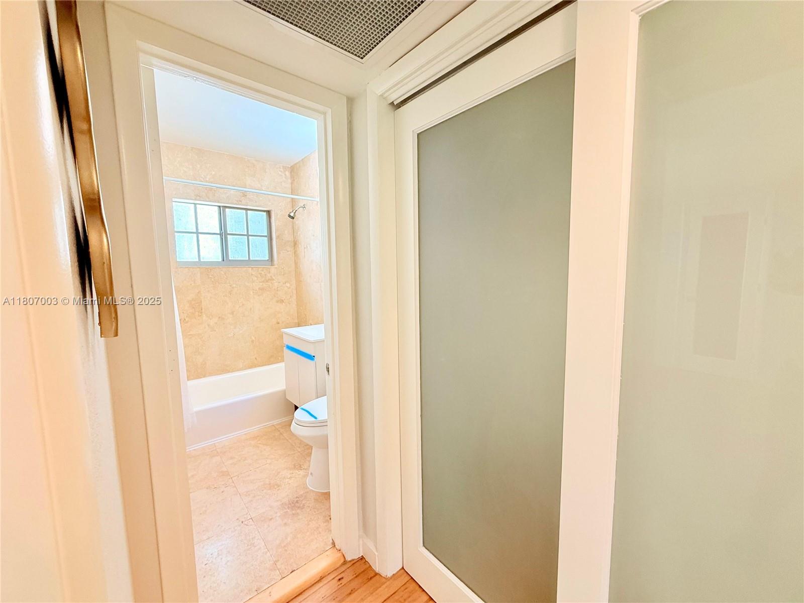1220 Alton Road, Unit 202 Miami Beach, FL 33139 - Photo 8 of 11 Gallery Image 8