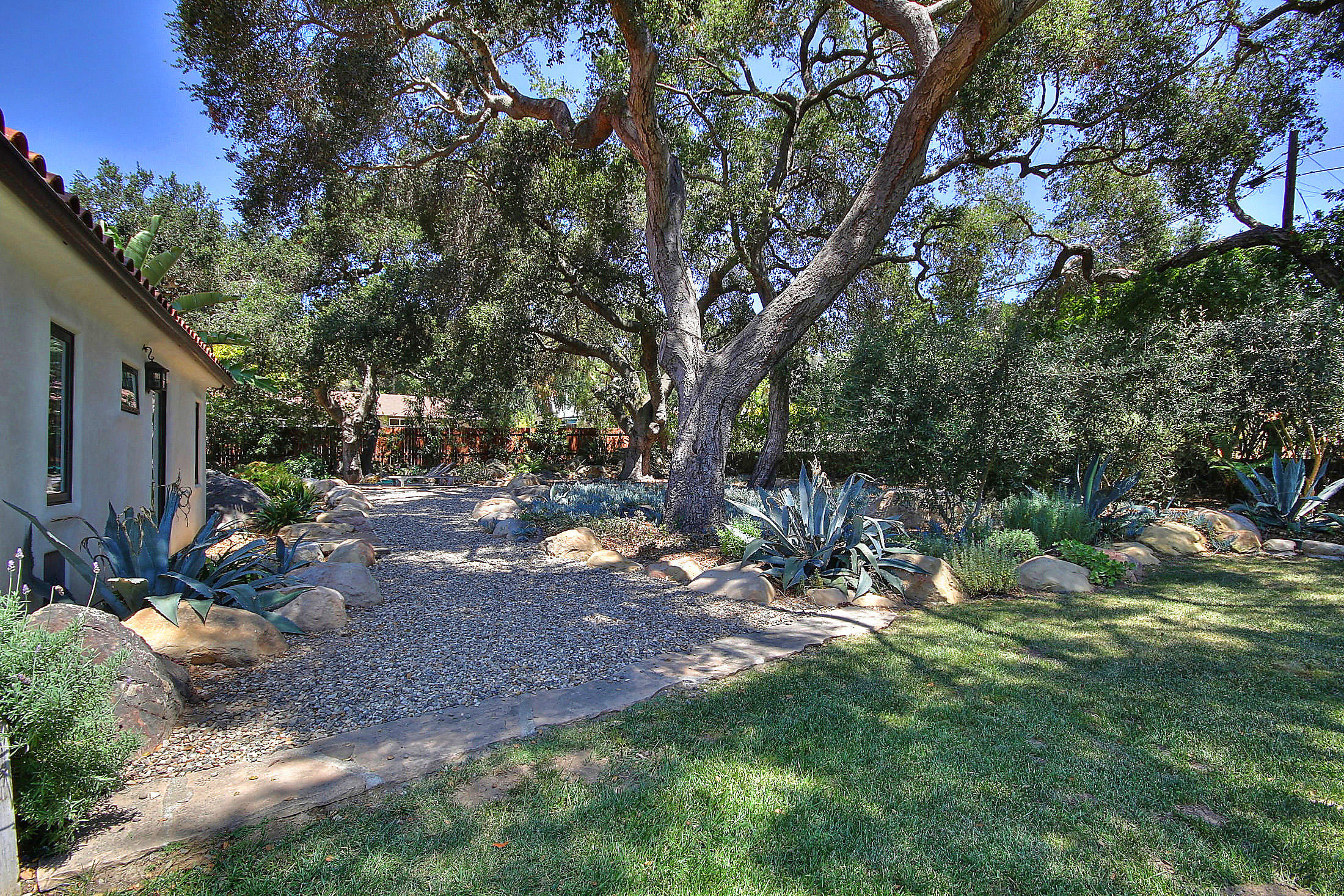 2540 Foothill Road Santa Barbara, CA 93105 - Photo 10 of 45 a view of a backyard with large trees