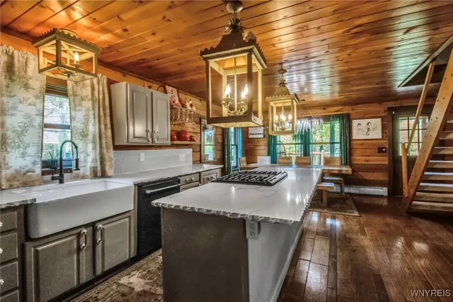 $519,900 | 83 Little Lake Road, Bennington, NY 14004