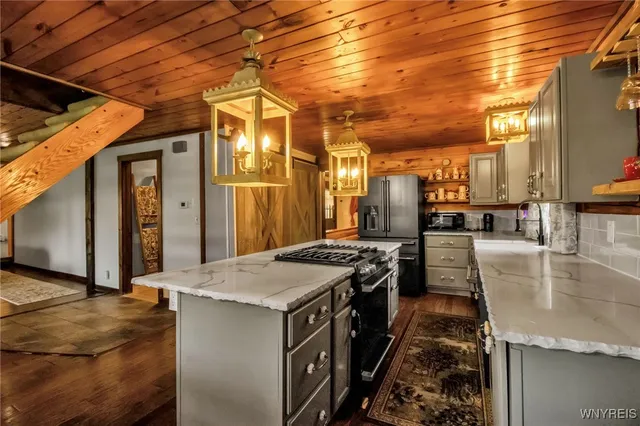 $519,900 | 83 Little Lake Road, Bennington, NY 14004