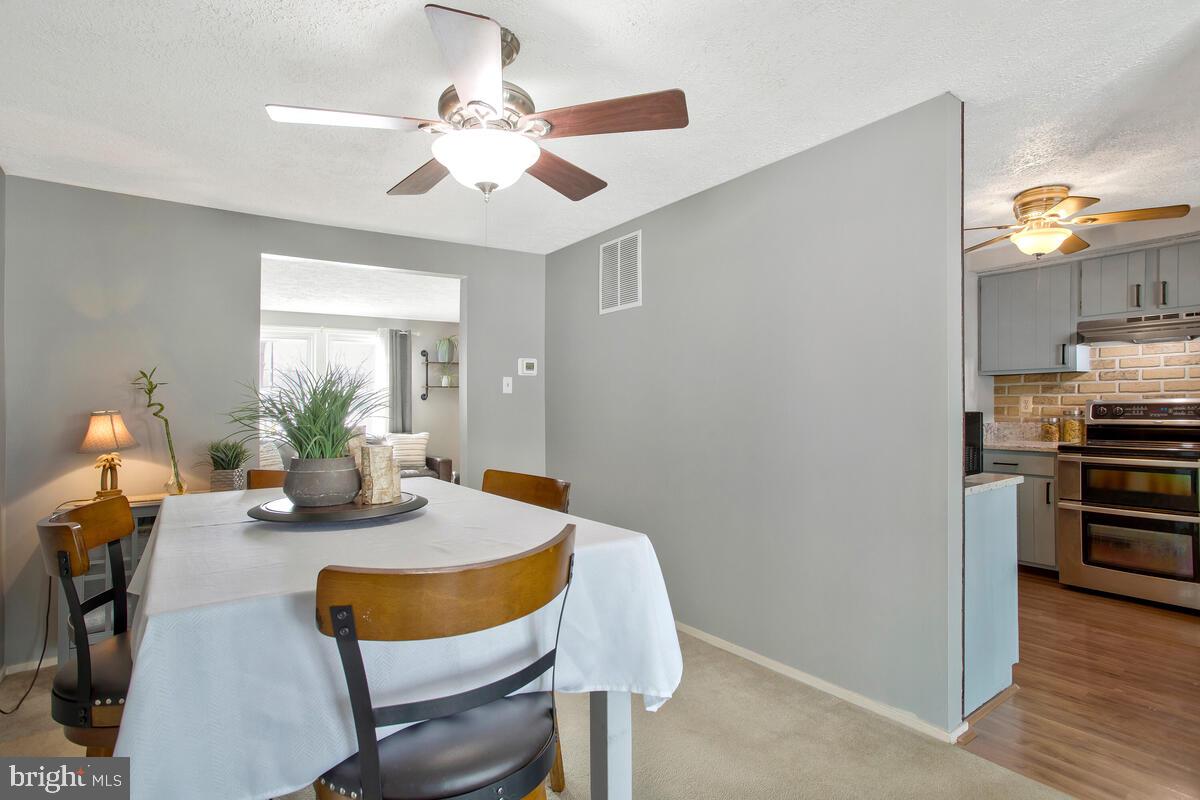 8537 Summit Road Pasadena, MD 21122 - Photo 12 of 36