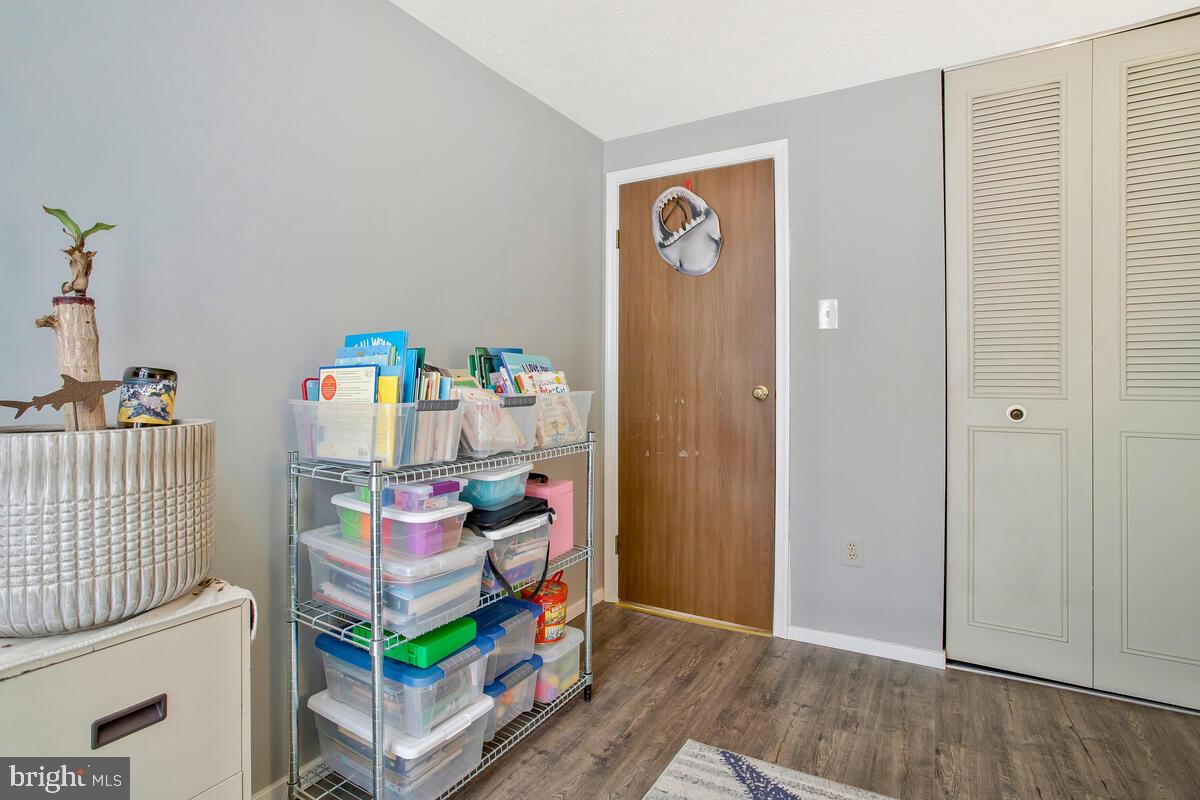 8537 Summit Road Pasadena, MD 21122 - Photo 22 of 36