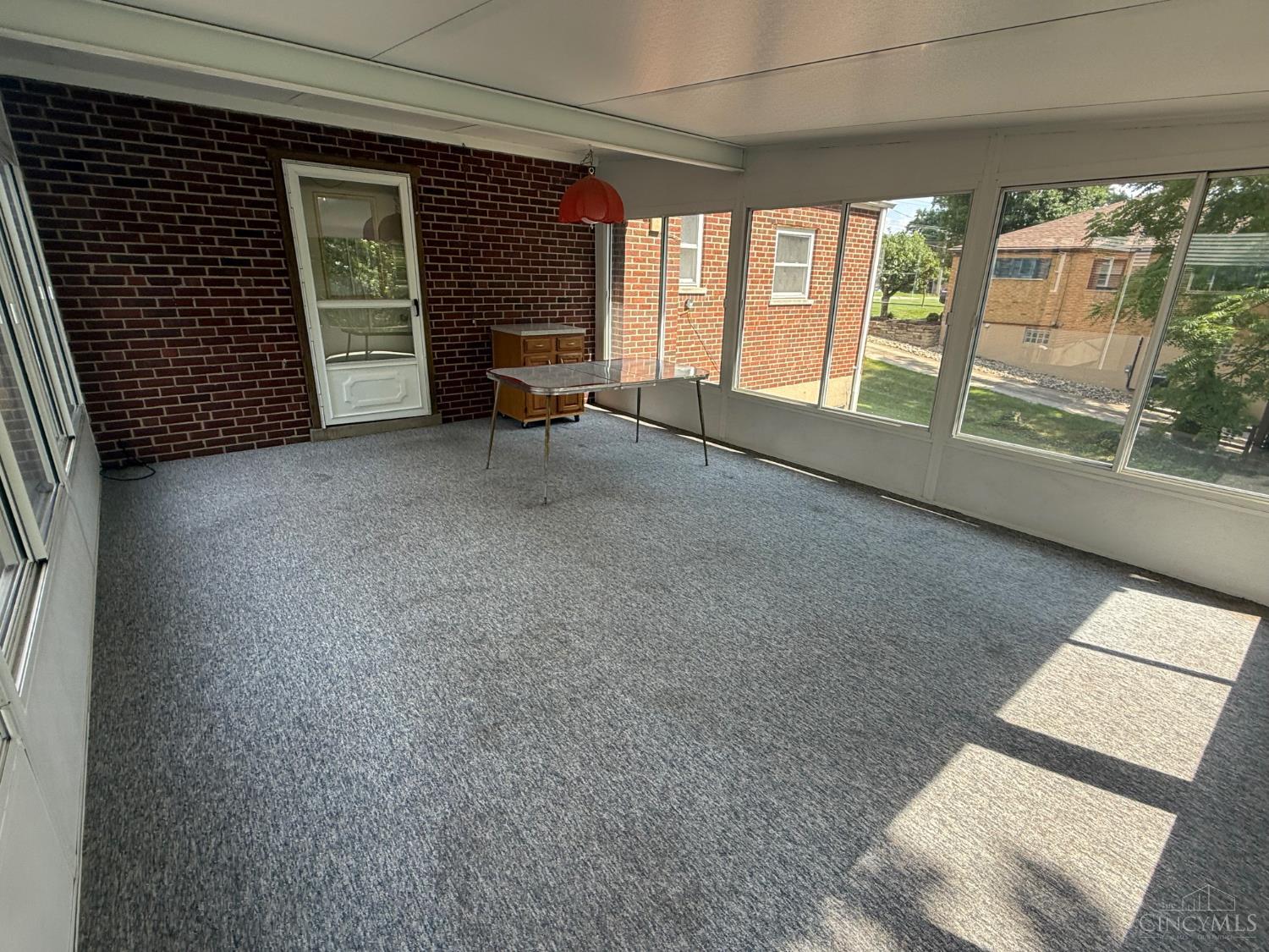 3177 Ebenezer Road Cincinnati, OH 45248 - Photo 11 of 32