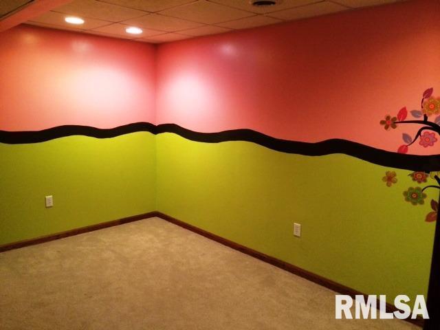 417 River King Road Clinton, IA 52732 - Photo 10 of 20 Gallery Image 10