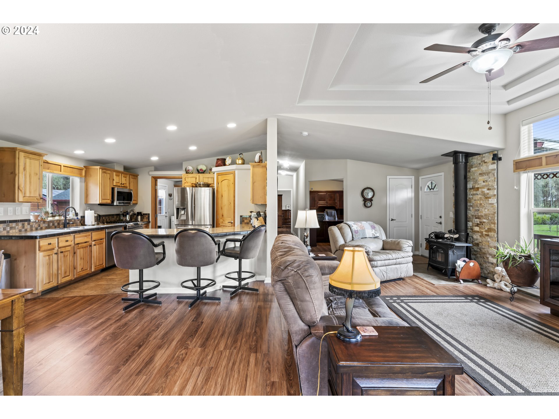 38513 Wendling Road Marcola, OR 97454 - Photo 12 of 41 Gallery Image 12