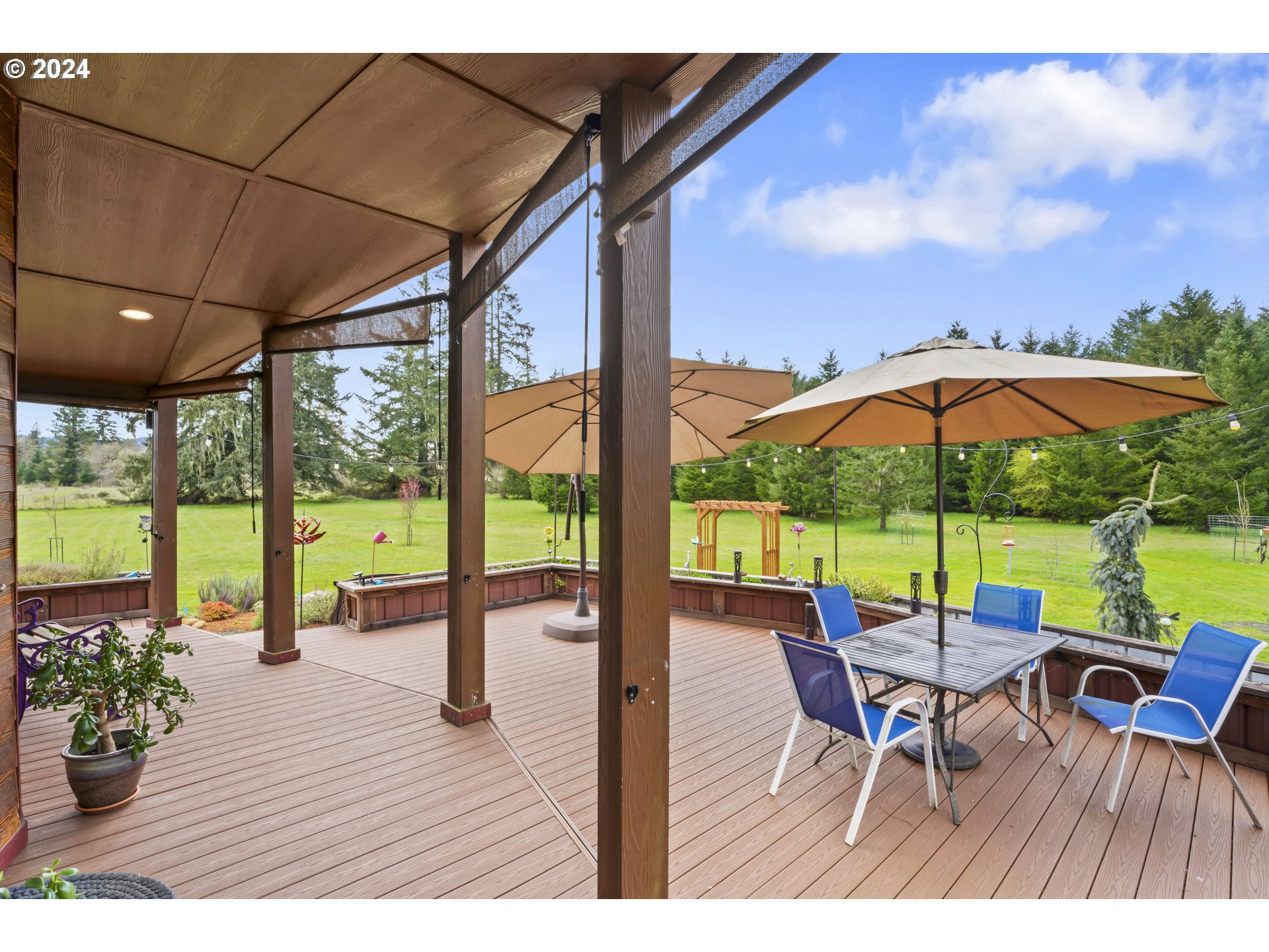 38513 Wendling Road Marcola, OR 97454 - Photo 36 of 41 Deck