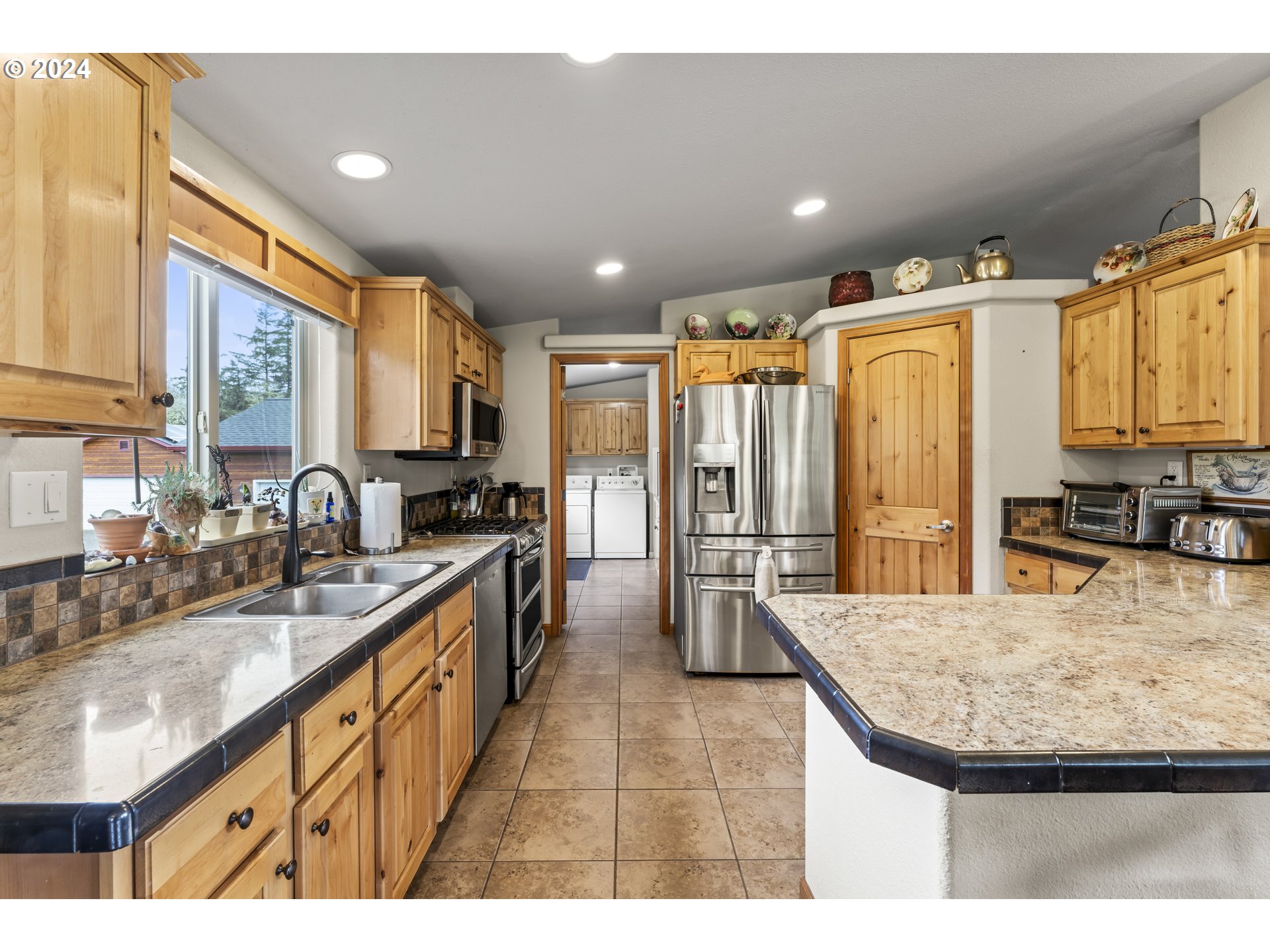 38513 Wendling Road Marcola, OR 97454 - Photo 8 of 41 Gallery Image 8