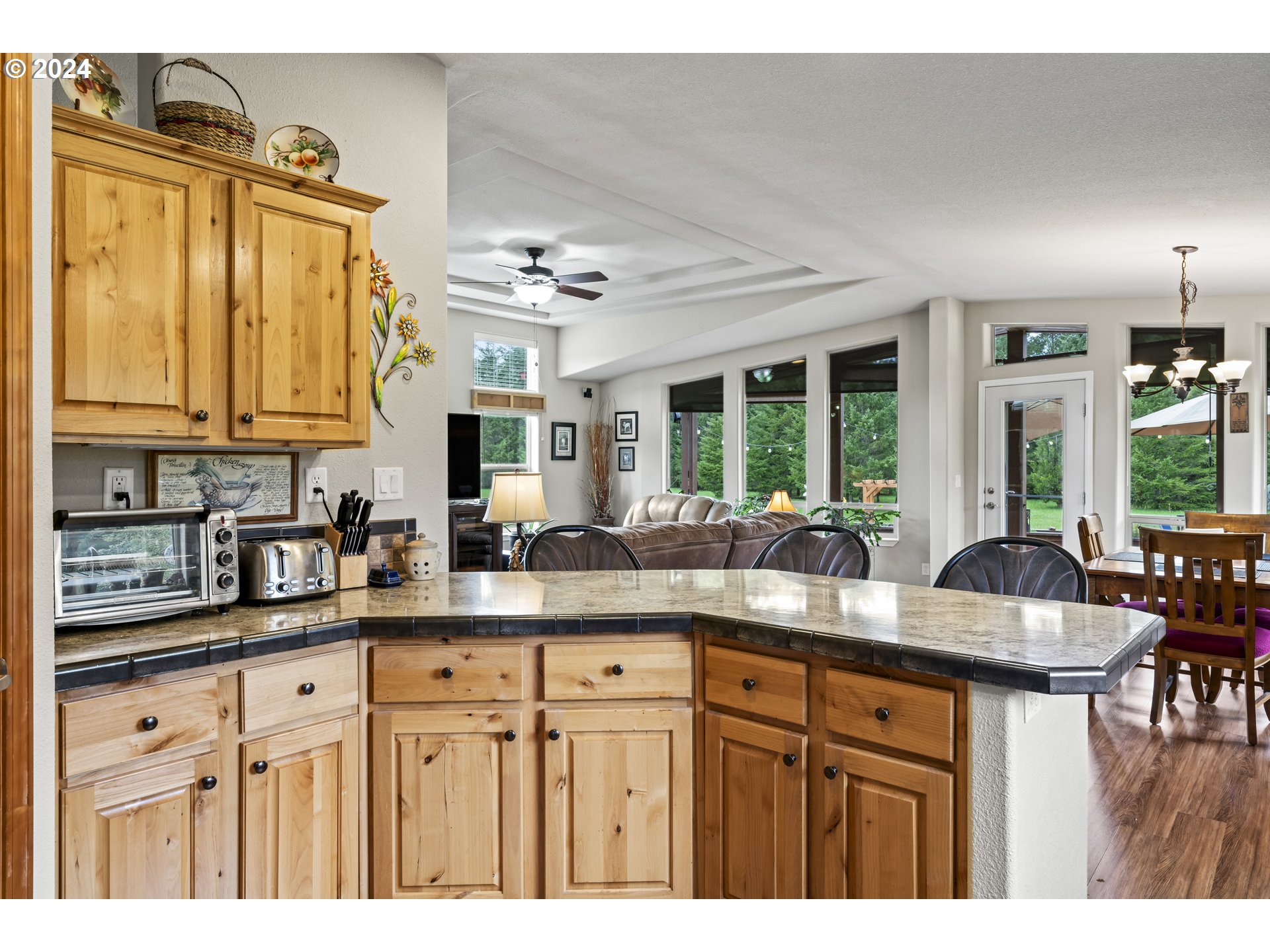 38513 Wendling Road Marcola, OR 97454 - Photo 9 of 41 Gallery Image 9