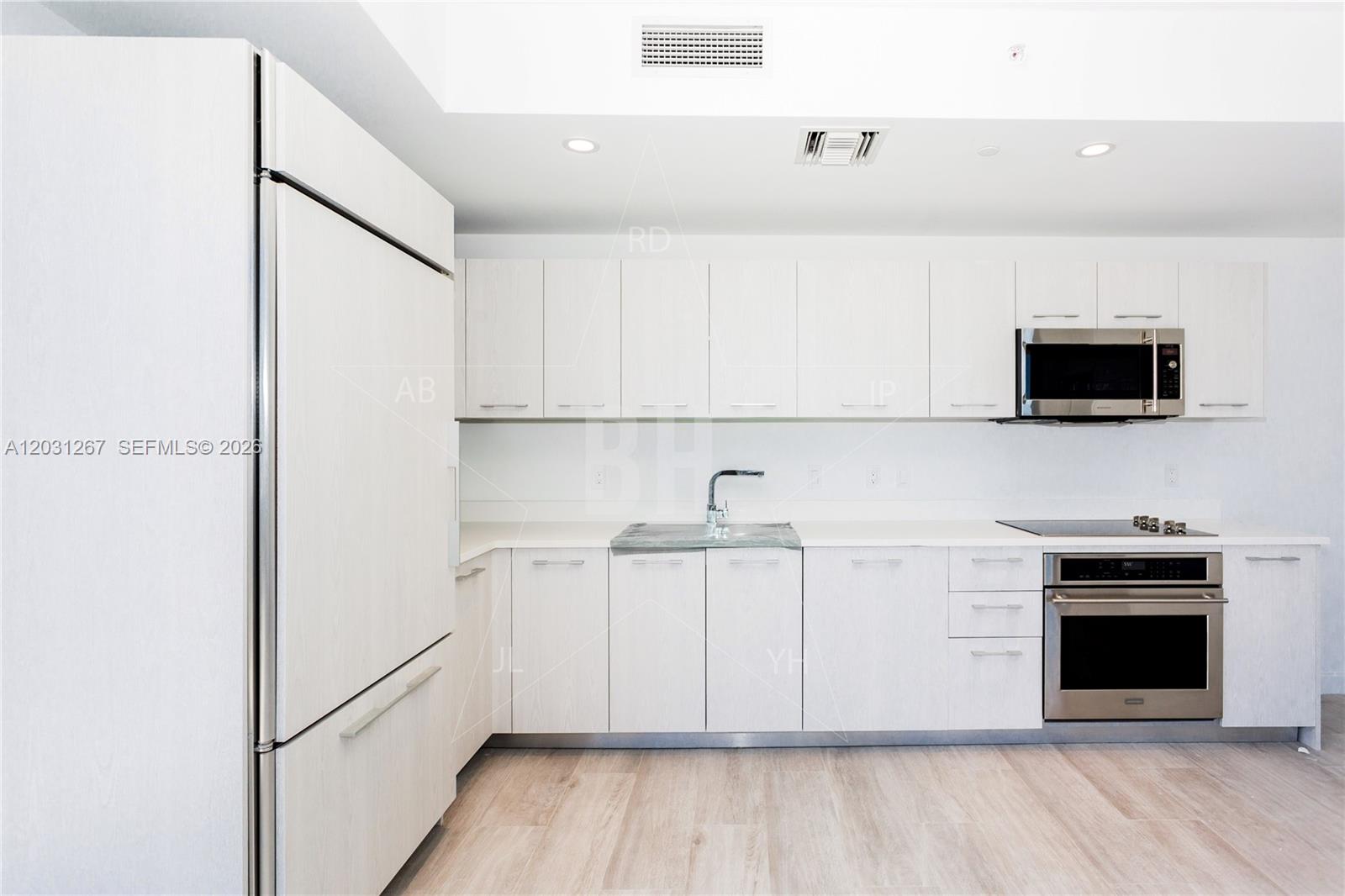 45 Southwest 9th Street, Unit 3806 Miami, FL 33130 - Photo 2 of 34
