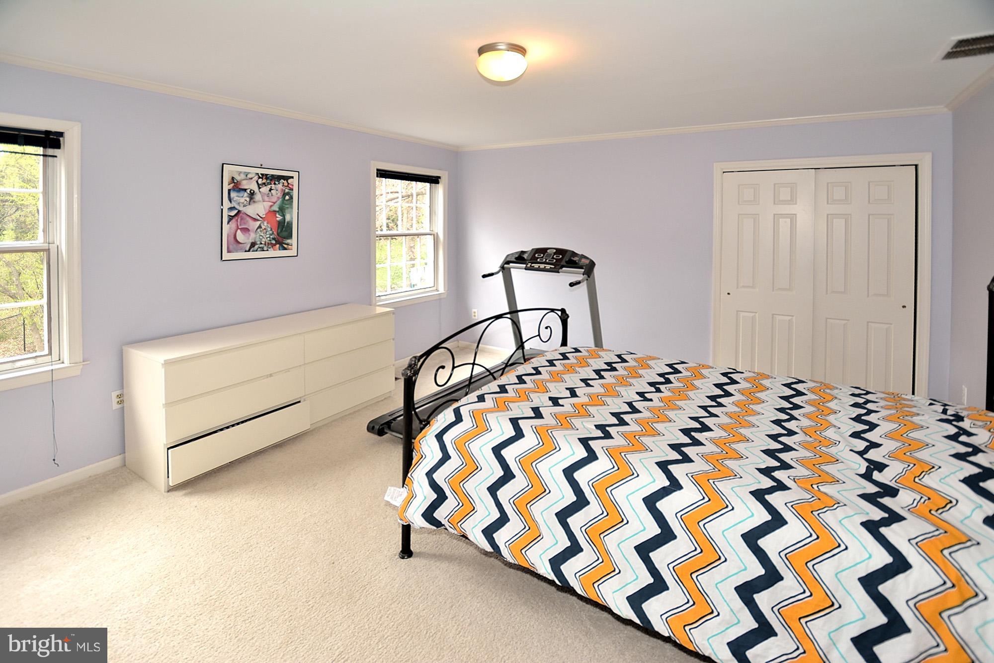 10140 Gary Road Potomac, MD 20854 - Photo 19 of 29 Bedroom
