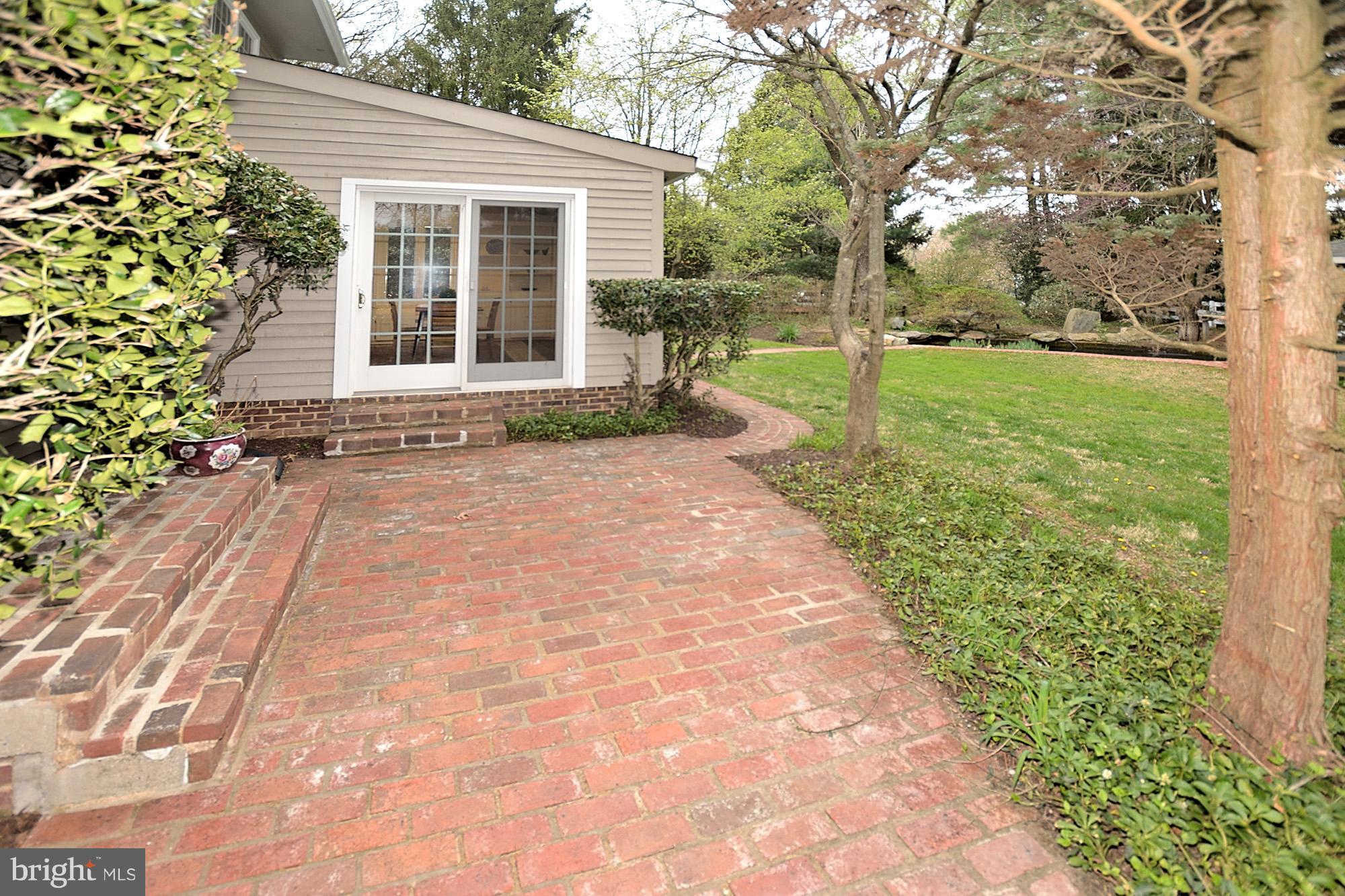 10140 Gary Road Potomac, MD 20854 - Photo 27 of 29 Exterior (Rear)