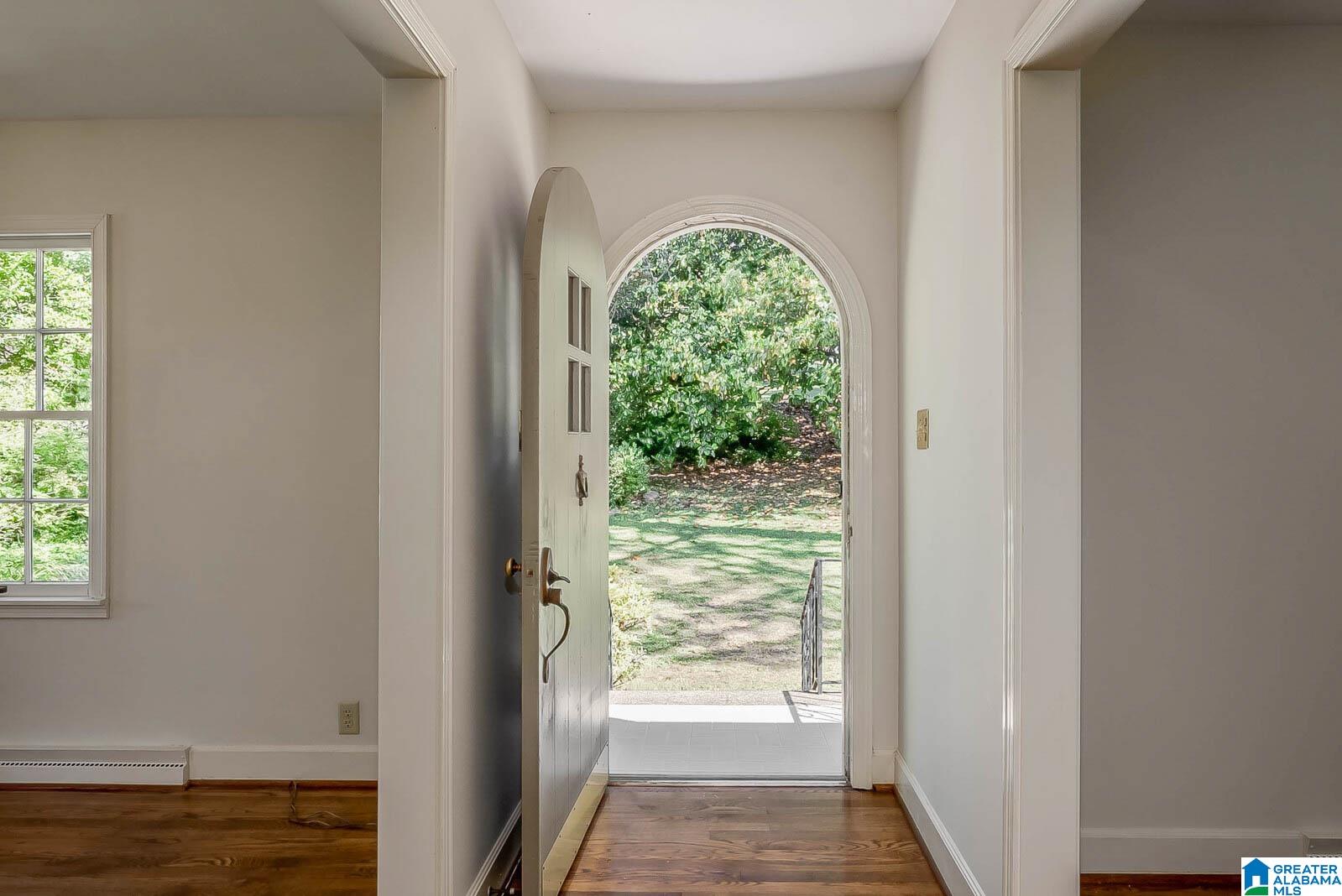 1929 Shades Crest Road Birmingham, AL 35216 - Photo 4 of 38