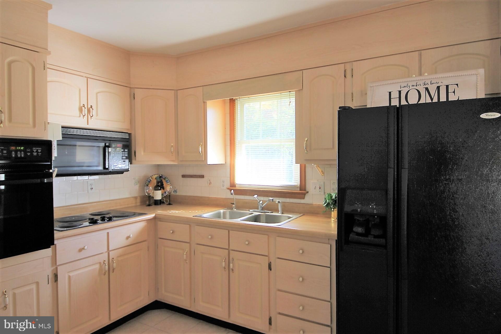 213 Magothy Beach Road Pasadena, MD 21122 - Photo 12 of 39 Gallery Image 12
