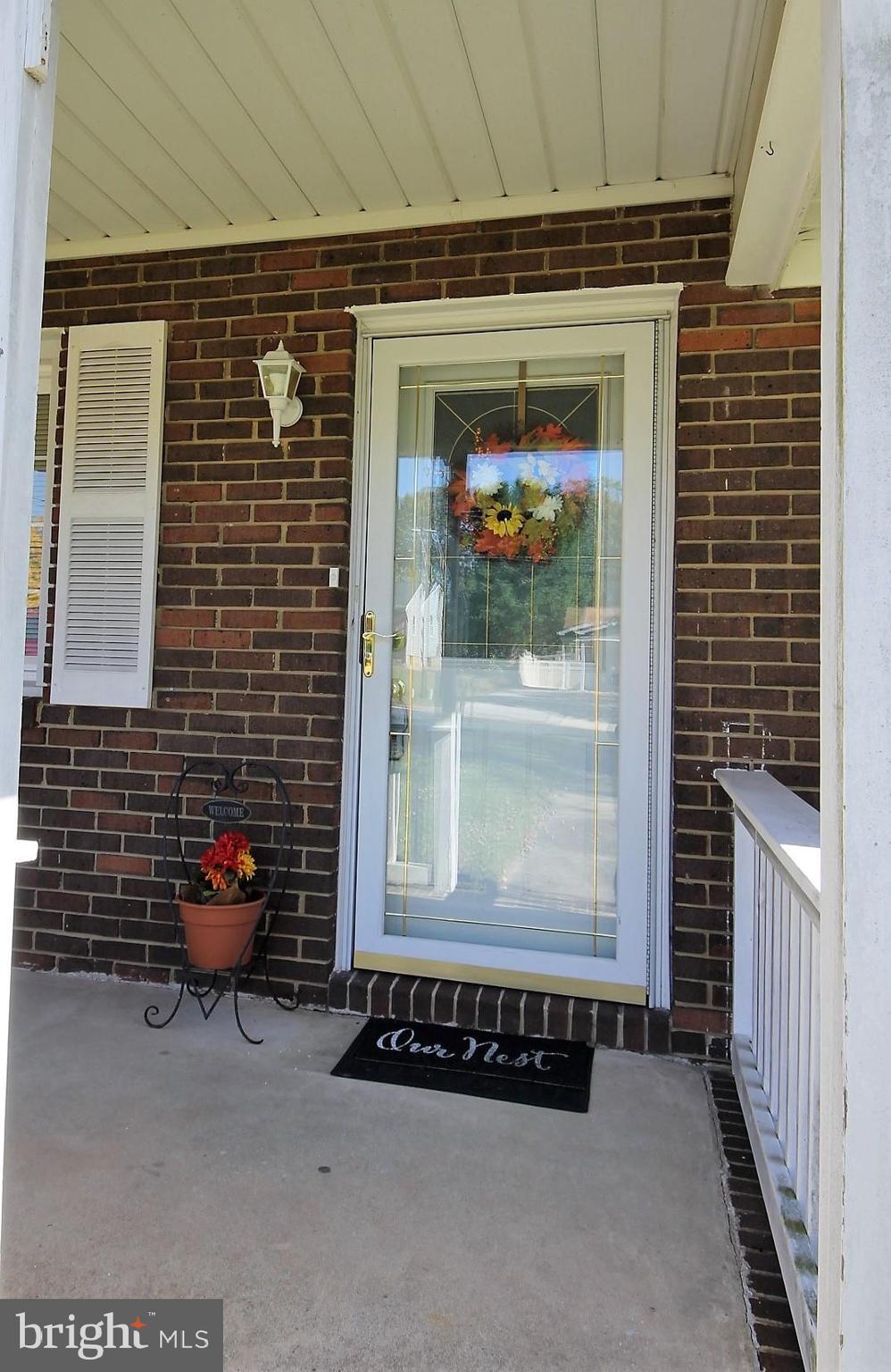 213 Magothy Beach Road Pasadena, MD 21122 - Photo 3 of 39 Gallery Image 3