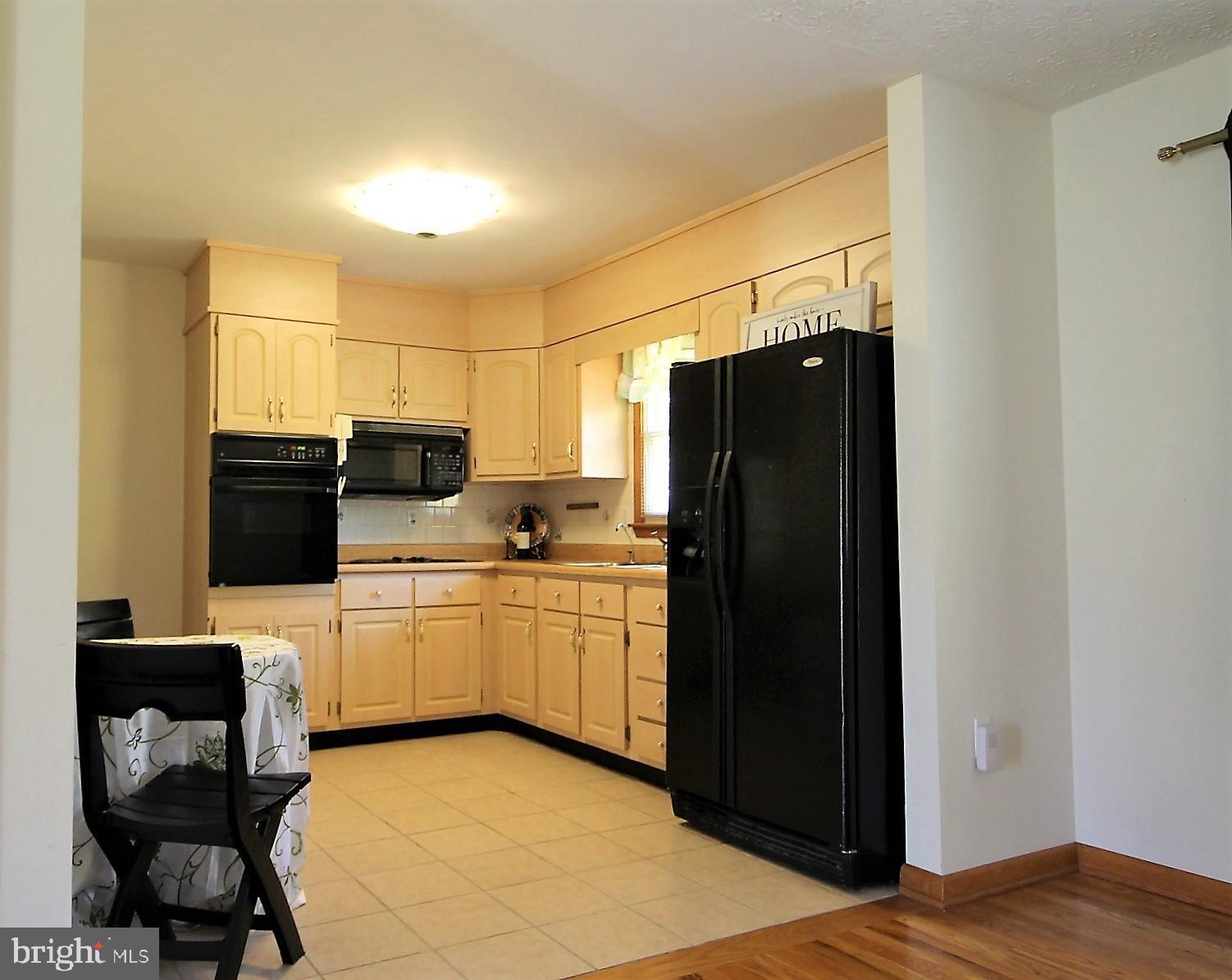 213 Magothy Beach Road Pasadena, MD 21122 - Photo 9 of 39 Gallery Image 9