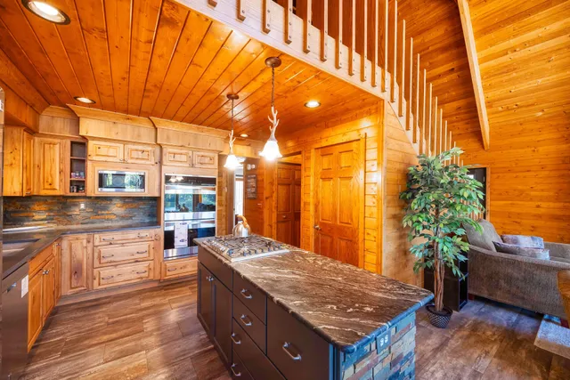 $1,100,000 | 12175 Watkins Road, Manchester, MI 48158