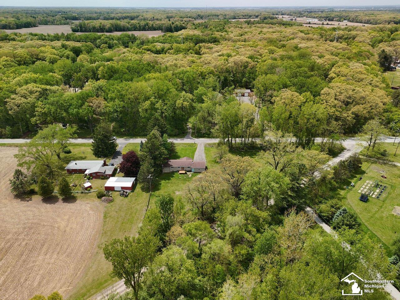 2037 Meanwell Road Dundee, MI 48131 - Photo 50 of 54