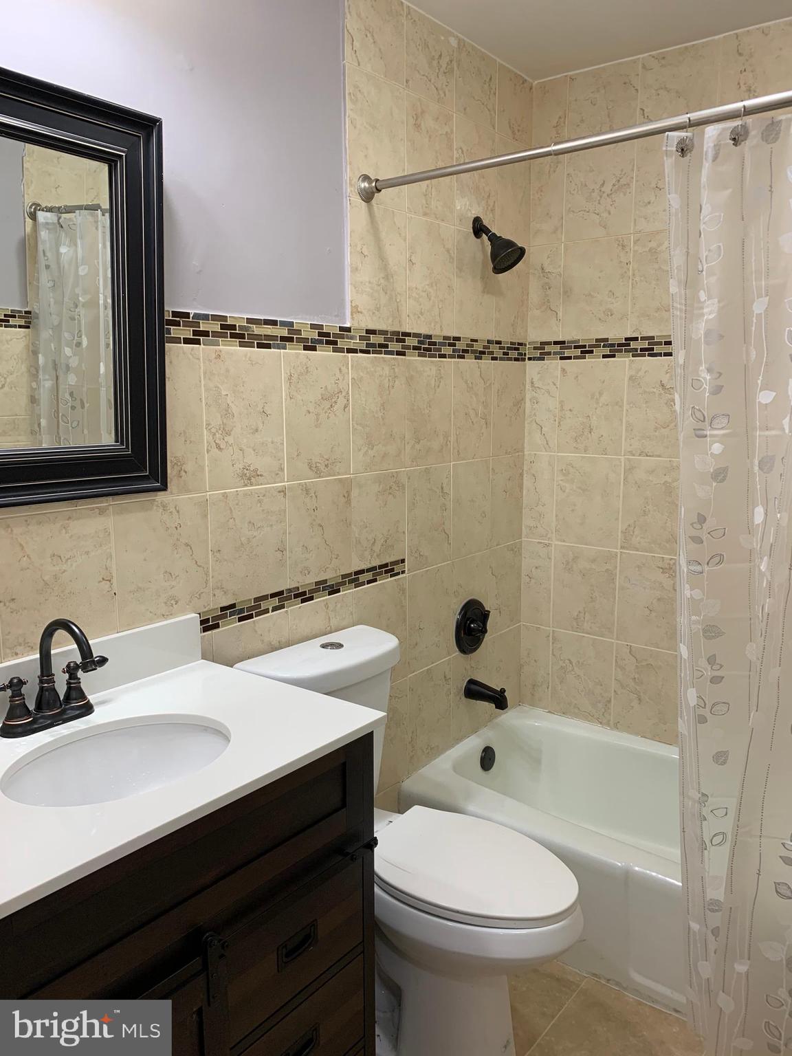 7173 Fairbrook Road Baltimore, MD 21244 - Photo 28 of 50 Hall Bath