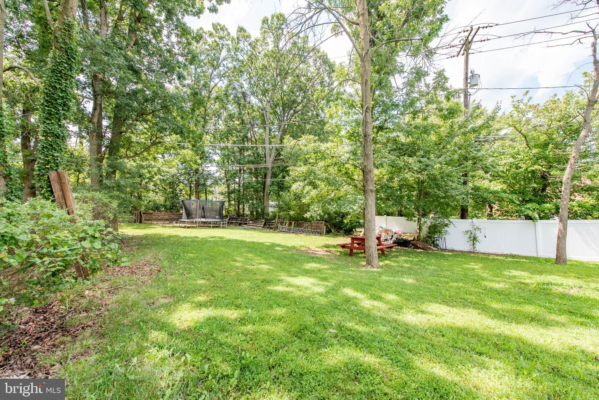 7173 Fairbrook Road Baltimore, MD 21244 - Photo 49 of 50 Yard