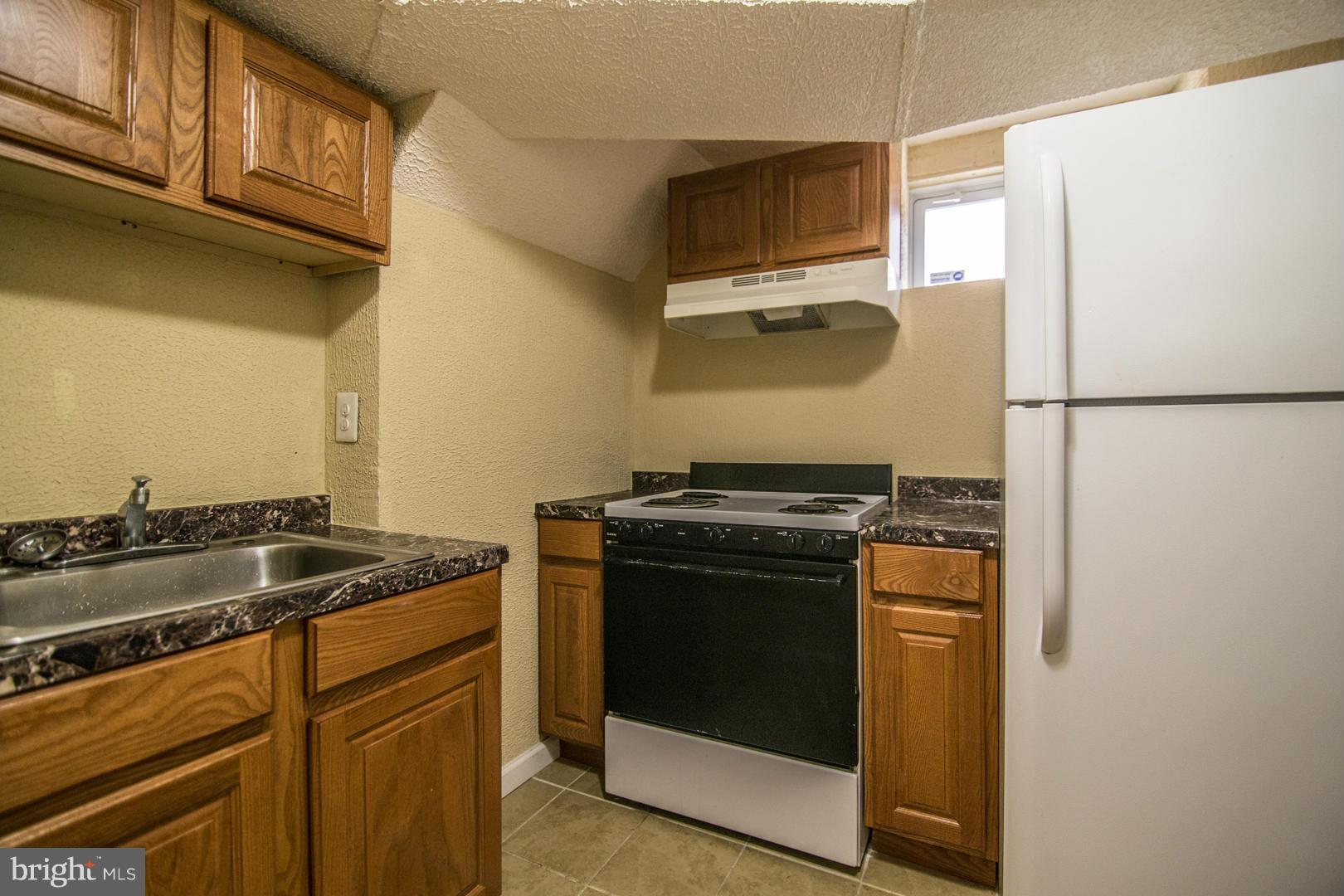 6602 Stanton Road New Carrollton, MD 20784 - Photo 17 of 25 Kitchen