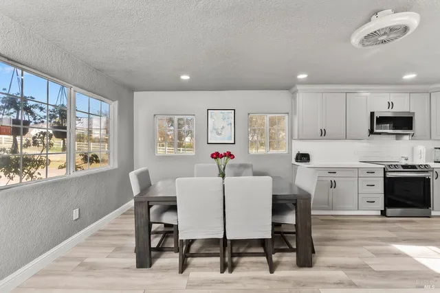 $850,000 | 7461 Putman Road, Vacaville, CA 95688