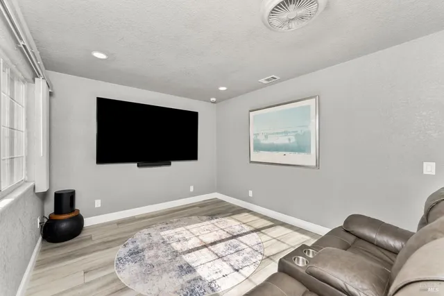 $850,000 | 7461 Putman Road, Vacaville, CA 95688