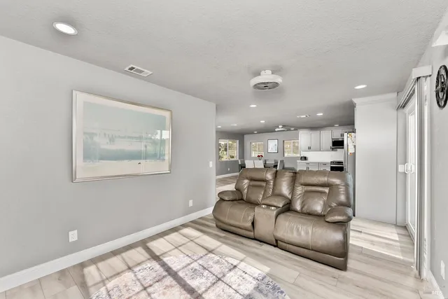 $850,000 | 7461 Putman Road, Vacaville, CA 95688