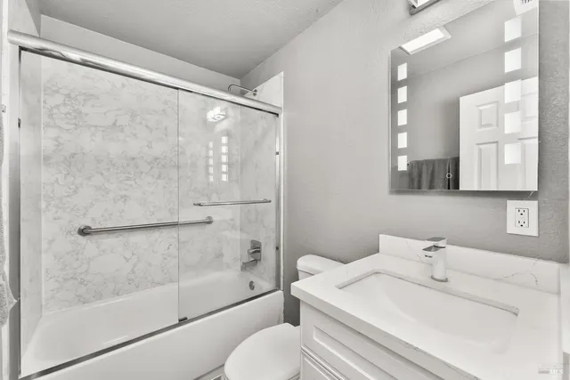 $850,000 | 7461 Putman Road, Vacaville, CA 95688