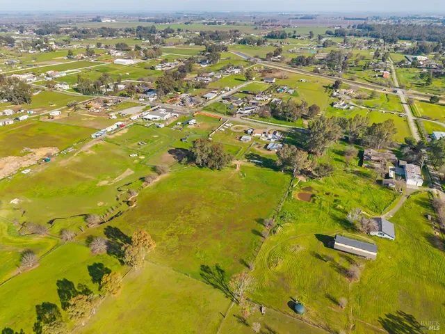 $850,000 | 7461 Putman Road, Vacaville, CA 95688