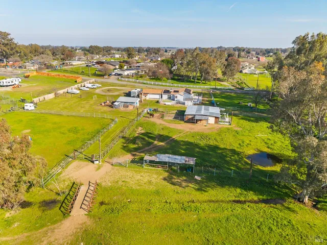 $850,000 | 7461 Putman Road, Vacaville, CA 95688
