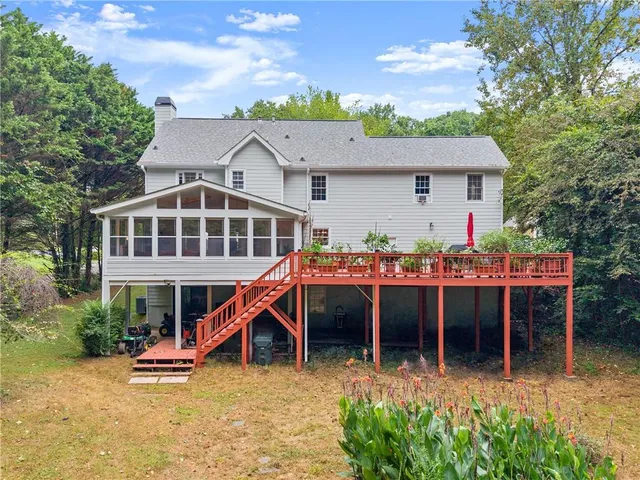 $714,000 | 300 Farm Track, Roswell, GA 30075