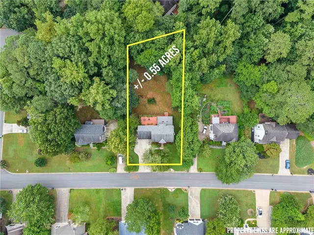 $714,000 | 300 Farm Track, Roswell, GA 30075