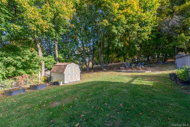 $599,000 | 3 Warwick Gardens Drive, Warwick, NY 10990