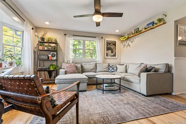 $599,000 | 3 Warwick Gardens Drive, Warwick, NY 10990