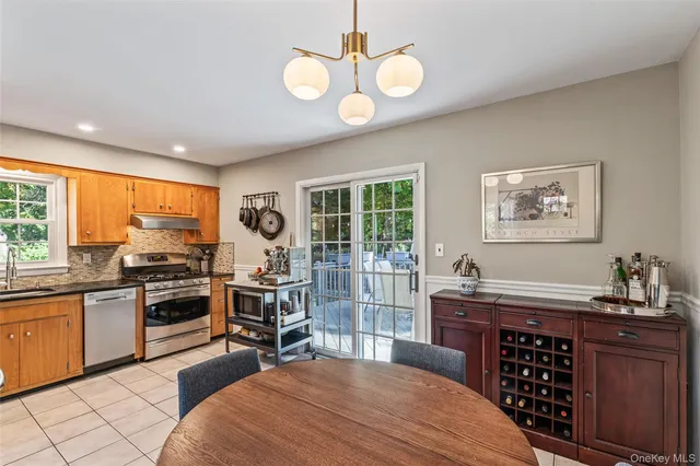 $599,000 | 3 Warwick Gardens Drive, Warwick, NY 10990