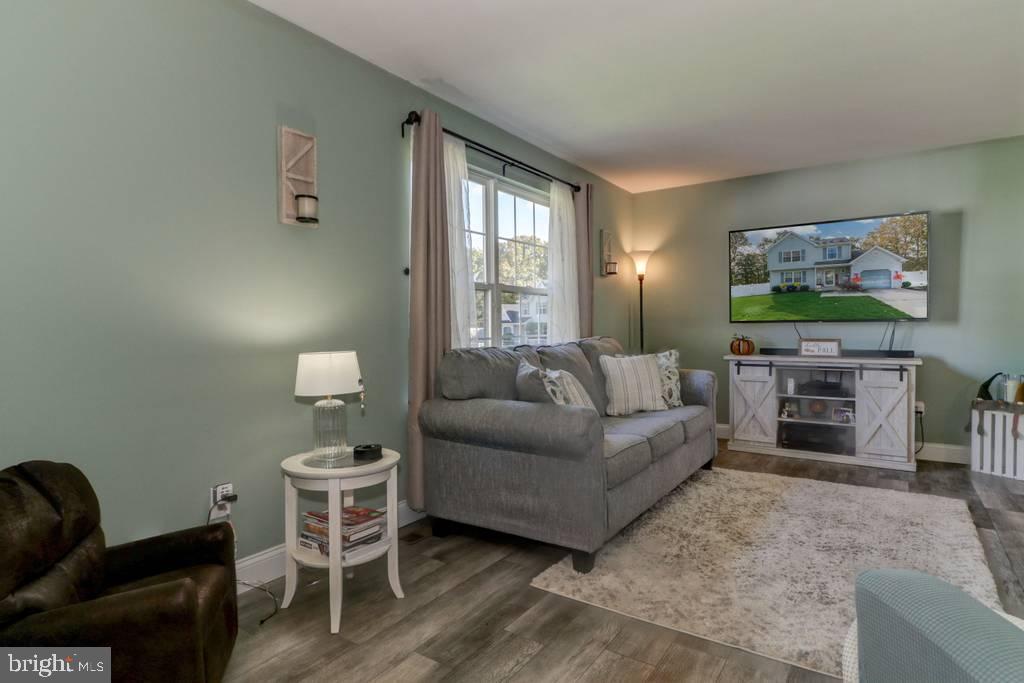 12 Country Club Road Pine Hill, NJ 08021 - Photo 4 of 28 Beautiful flooring