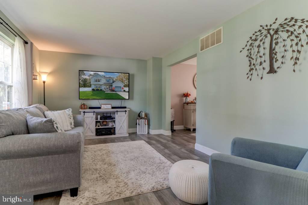 12 Country Club Road Pine Hill, NJ 08021 - Photo 5 of 28 Gallery Image 5
