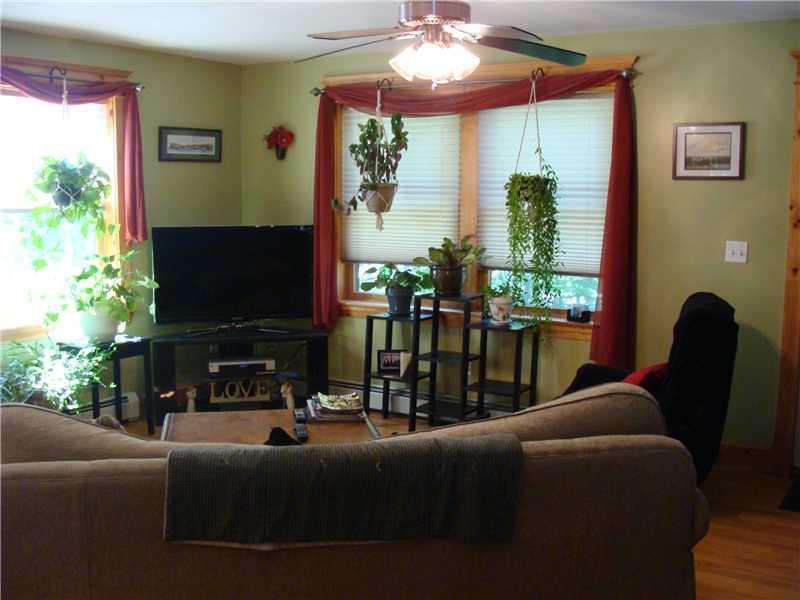 107 Ellingwood Road Paris, ME 04281 - Photo 4 of 23 Living Room.